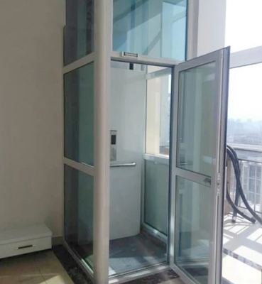 Tekerlekli Sandalye İçin 400KG Cam Hidrolik Asansör 6m 0.4m / s Açık Asansör